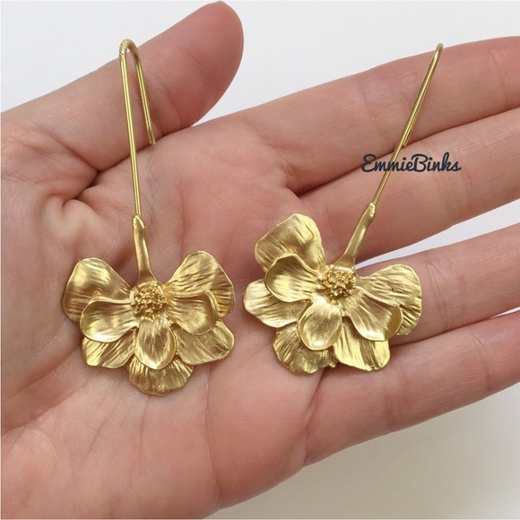 New Revolve Flutter Drop Floral Earrings ~ 8 Other Reasons - Picture 4 of 10